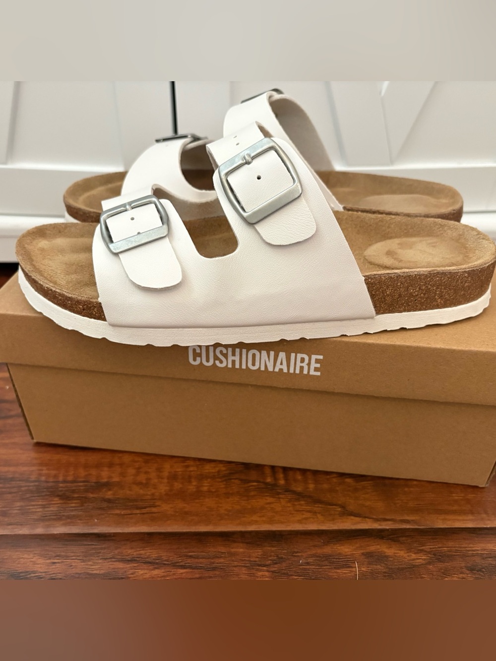 Cushionaire buckle style white sandals